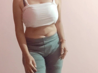 Hot Sneha From Delhi Sexy Boobs