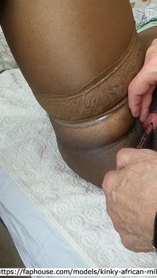 Kinky African MILF's Peeingday 3 - Moments