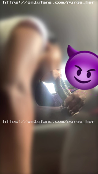 Cute Big Lips Make Me Cum Hard in Her Throat