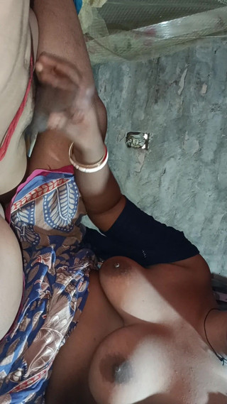 Indian Sexy Hot Bhabhi