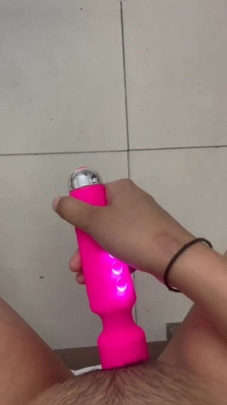 Indian Desi Girl Playing Hard with Toy, Hard Vibrator Play, Pussy Cum