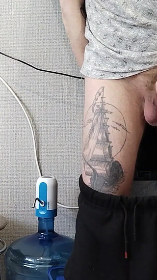 Stepmom Has a Mouthful of Cum After Jerk and Blowjob