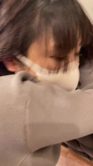 As Soon as It Comes Into View, It Is Instantly Inserted.