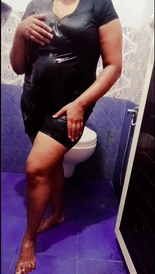 Indian Big Boobs Step Sister Arya in Bathroom