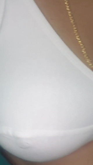 Cute House Wife Green Saree with Standing Romance with Her Boyfriend