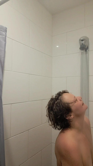 Challenge I Dildo Myself at Work and I Caress Myself with My Vibrator After Sport