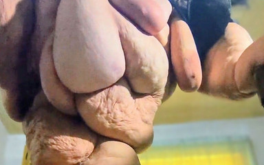 Hard Boss Has a Task Shes Squirting at Last