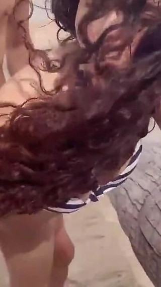 The Young Girl Gave Me Her Tight Pussy on the Beach