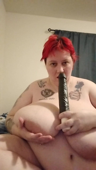 Late night fun with Willow Velvet