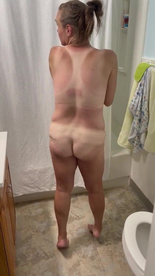 Getting undressed and posing naked for you!