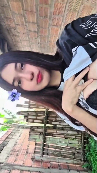 Latina Shows Her Big Tits and Her Big Ass