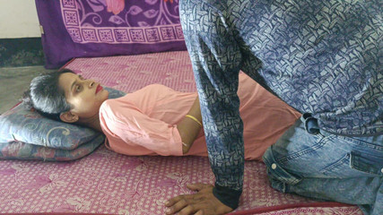 New Deshi Hot Bhabhi Parnita Sex in Room