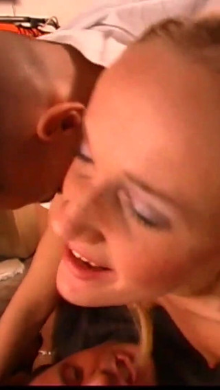 Amateur Threesome Sex with Her Being Sodomized by the Big Cocks She Takes