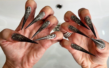Long Claws - My New Shape, Long Nails with Long Fingers