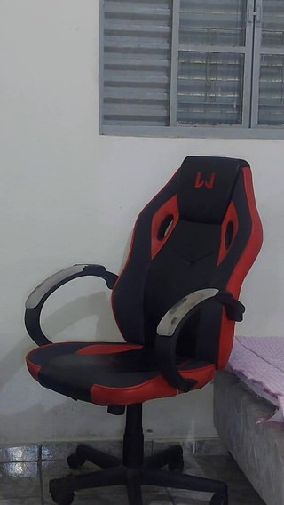 Stepsister Changes Near Her Stepbrother He Ends Up Fucking Her On The Gamer Chair.