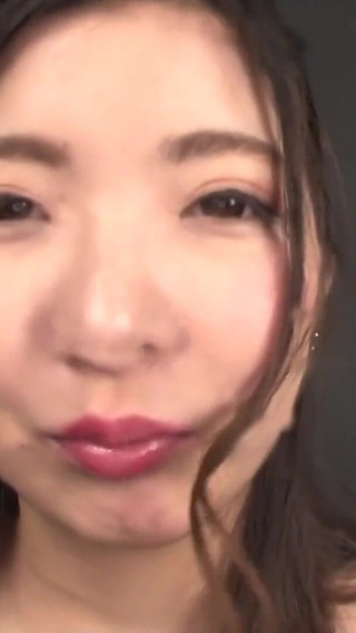 Tsubasa Ichimiya: Handjob and Saliva Fetish in an Intense Mouth and Odor Session