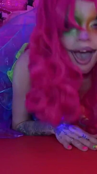 Welcome to the Pink Clowns