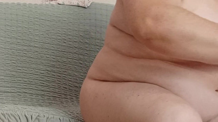 Mother-in-law Is Bored at Home Alone and Frolics in Front of the Camera