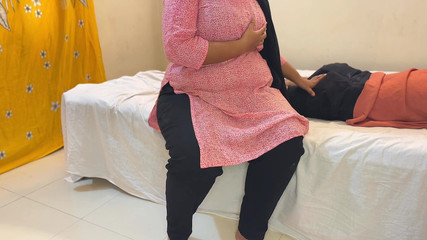 Teen 18yo Wearing Glasses Hot Stepmom in Stepson's Bed at Midnight Cheating on Husband!