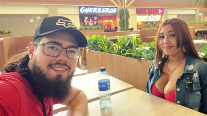 Come on, Come on, I Will Give You My Ass in Exchange for a Gift From the Day of Love and Friendship Plss