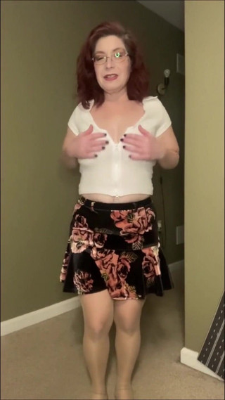 Stepmom Has Secrets From stepdad - custom roleplay