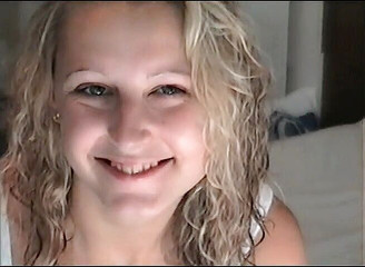 Sexy blonde girl shows her lovely body at the casting