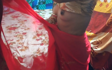 Indian Desi Village Bhabhi Fucking Hindi XXX Village Sex in Clear Hindi Audio Talk