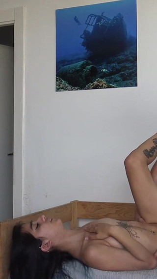 Uncut - Argentinian Slut Is Fucked in Her Hotel Room - Behind the Scene