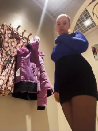 Extreme Blowjob in the Public on Webcam