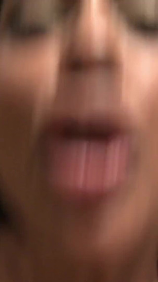 Big slut in the office shows desire for cock