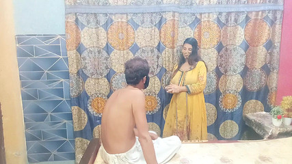 Malik Ny House Maid Ko Kitchen Sy Room Mai Bulaya Aur Nanga Kr K Big Boobs Chusny Lga Hindi Audio Indian Desi Sex