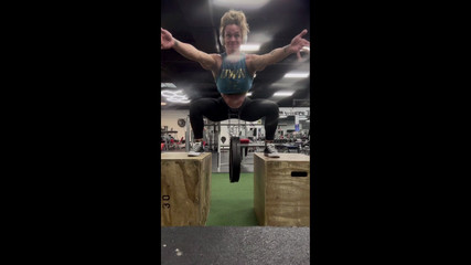 Saturday Squats with Simone Steele