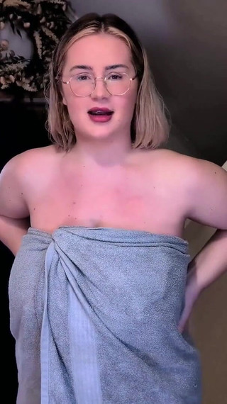 Masturbation with Dildo