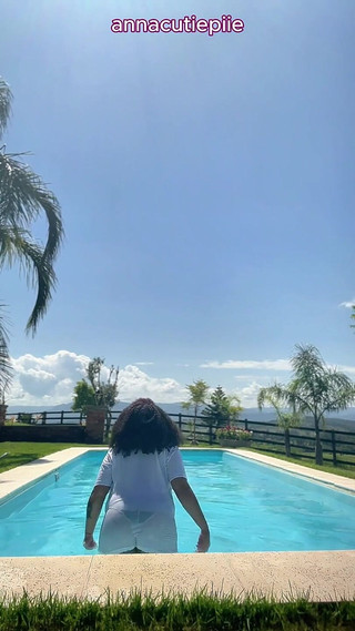 Chubby Ebony Farting Like Crazy in the Pool