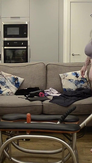 Bambi Has Loreli Round