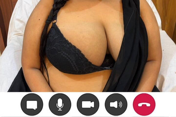 Bhabhi Ko Call Record Mms Lick - Desi Hot Bhabhi Hugh Boobs Video Call Record