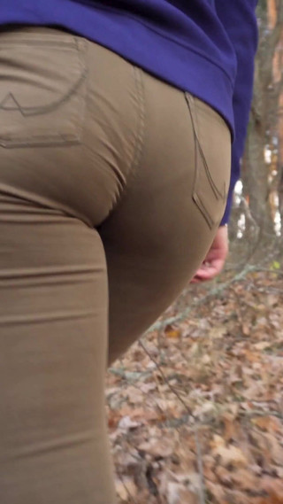 PAWG MILF in Tight Jeans Walking Ass Fetish Visible Panty Line