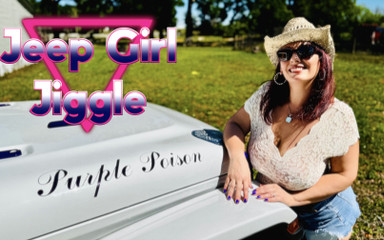 Jeep Girl Jiggle