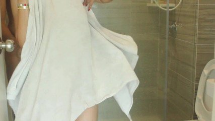 Sex in Bathroom Hot Sexy Arabic Muslim Gril