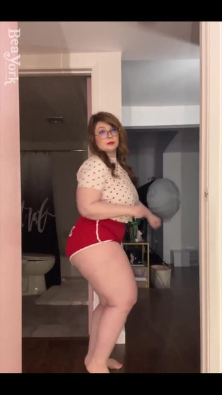 Making Valentine Content Has Me Like