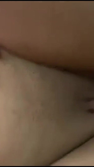 Colombian Latina Pisses Wet Fetish Fun