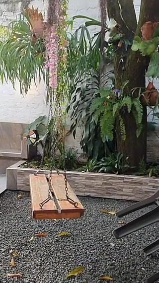 That Little Skirt Looks so Pretty on You