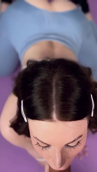 Lesya Moon’s Workout Fuck Ends with a Hot Cumshot