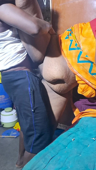 Desi Bhabhi Fuck in Dogy