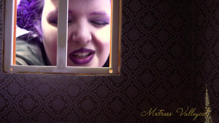 Trapped in Your House by Giantess