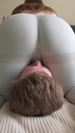 Big Ass Facesitting in Grey Yoga Pants