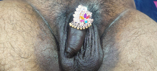 Sexy Desi Bhabhi Ji Oil Massage to Her Boyfriend with Massage Oil