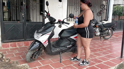 After Exercising My Stepbrother Gives Me a Welcome That Ends His Milk on My Tits