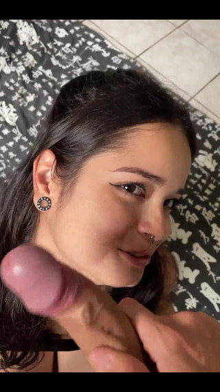 Cute and Submissive Girlfriend Giving a Deep and Sloppy Blowjob to a Big Dick