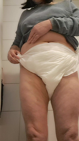 Wife Using to Pee